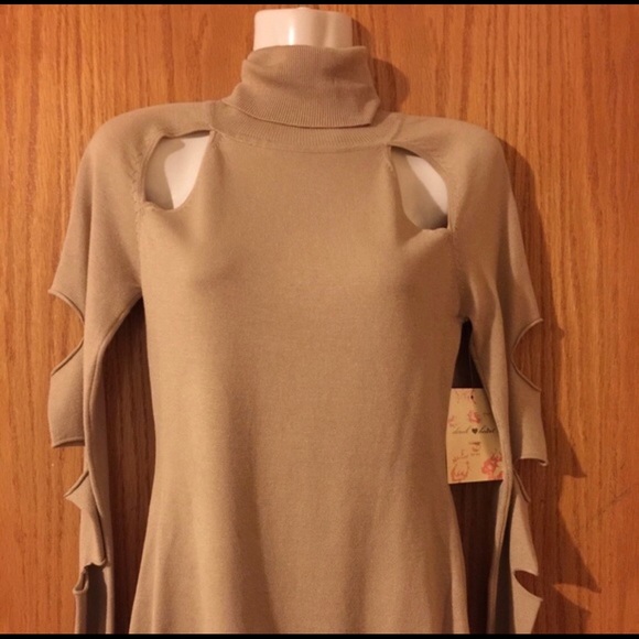 . Too Cute in Tan/Beige color. - Picture 2 of 3